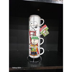 PEANUTS Snoopy Charlie Brown Stackable Mug 4 Pack Christmas Tree Trimming NWT